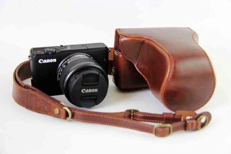 Кожаный чехол для фотокамеры Canon EOS M10 Купить премиум кожаный чехол для фотоаппарата Cnon eos m10 в интернете по самой выгодной цене