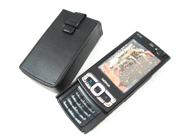 Универсальный кожаный чехол для телефона Nokia N95/N95 8Gb Black Универсальный кожаный чехол для телефона Nokia N95/N95 8Gb Black.
