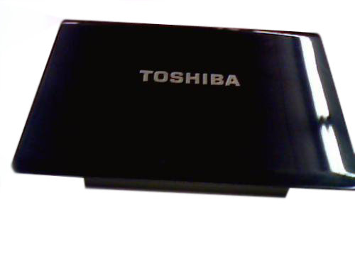 Оригинальный корпус для ноутбука TOSHIBA SATELLITE P200 - крышка монитора Оригинальный корпус для ноутбука TOSHIBA SATELLITE P200 - крышка монитора